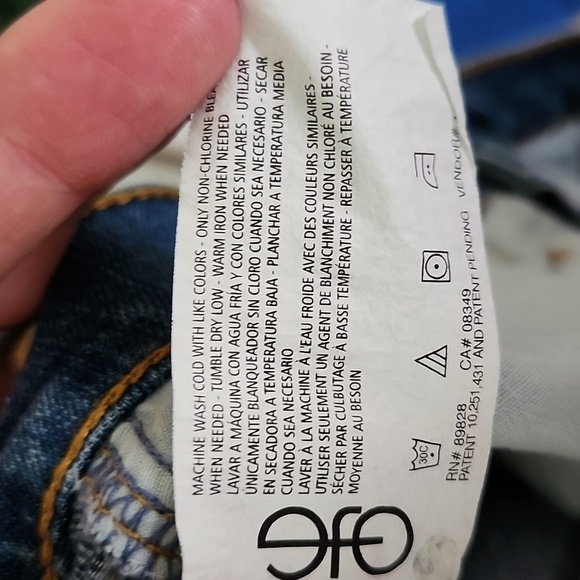 Gloria Vanderbilt Amanda all around slimming effect jean shorts, women's 6 - Picture 7 of 7